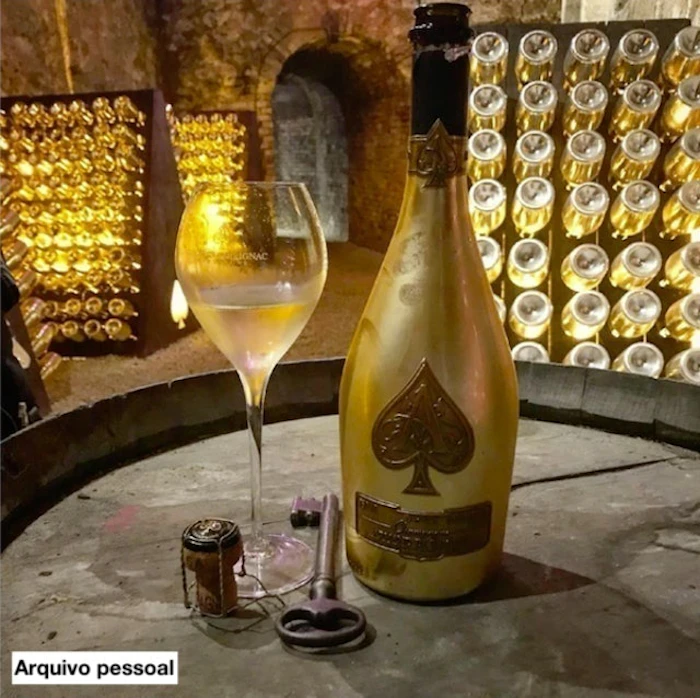 ARMAND DE BRIGNAC Champagne Armand de Brignac Brut Gold Translation missing: pt-BR.activerecord.decorators.item_part_image/alt