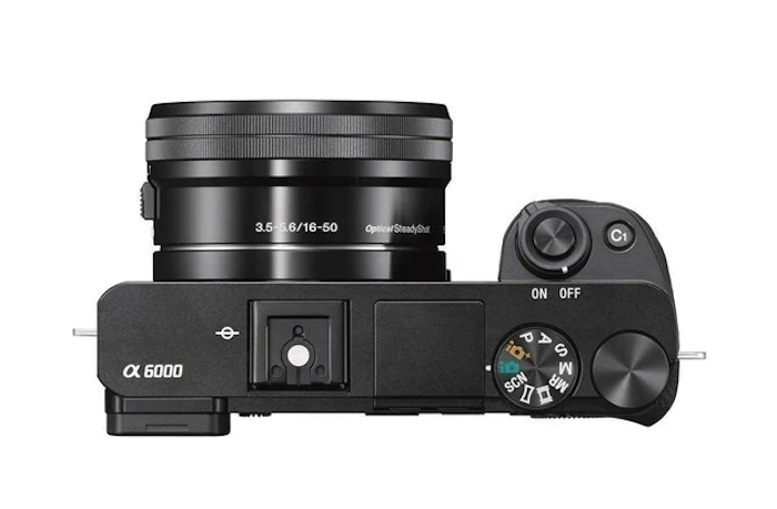 SONY Câmera Sony Alpha a6000 Mirrorless Lente 16-50mm f/3.5-5.6 OSS Translation missing: pt-BR.activerecord.decorators.item_part_image/alt
