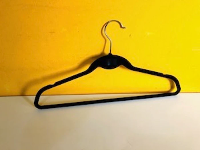 BASIC + 50 Cabides de Veludo Slim Ultrafinos Translation missing: pt-BR.activerecord.decorators.item_part_image/alt