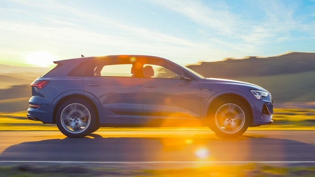 Carro Elétrico Audi e-Tron 2