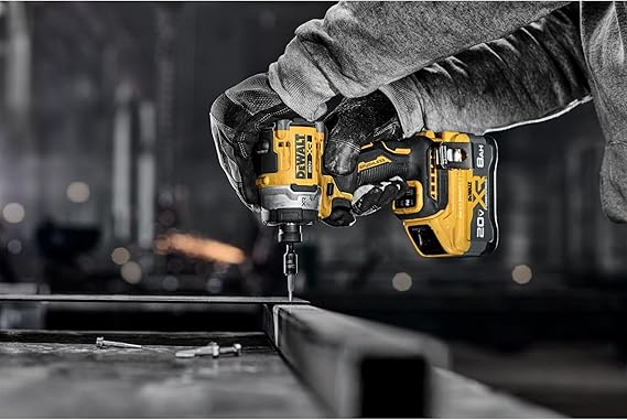 Parafusadeira de Impacto 1/4" 6,34 mm de Alto Torque 20 V MAX XR Brushless 4