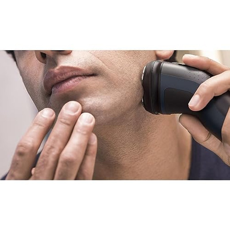 Shaver Series 1000 AquaTouch 3