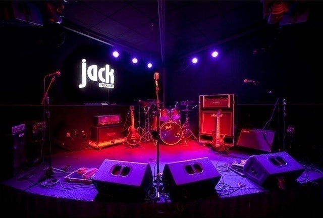 Jack Rock Bar 3