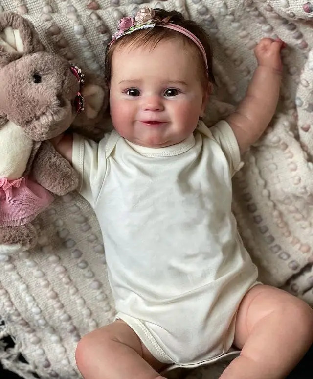 Bebê Reborn Boneca Menina Realista 5