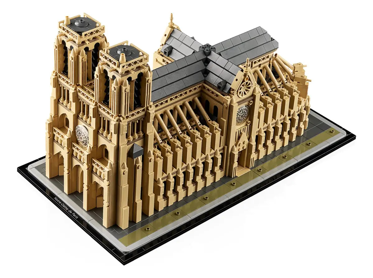 Lego Architecture Notre Dame de Paris 4