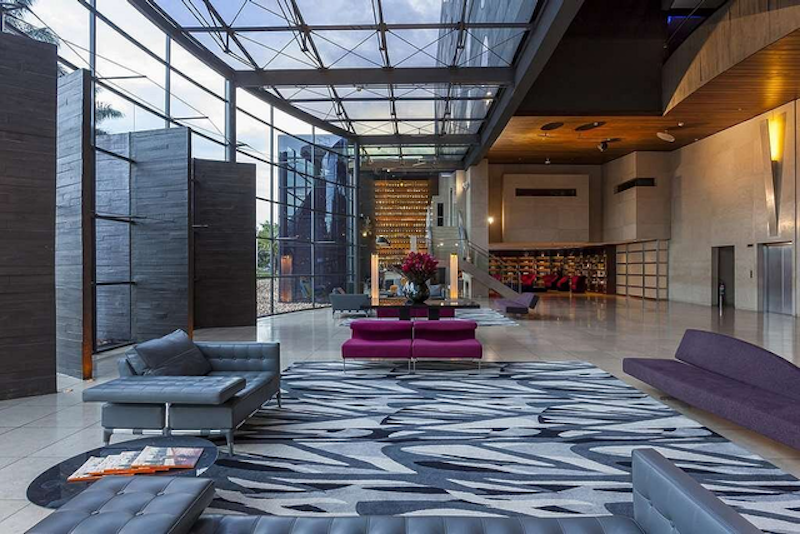 Hotel Unique 2