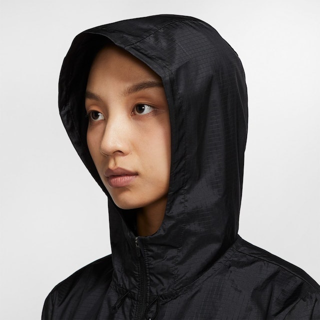 Jaqueta Corta-Vento Feminina Nike Essential 3