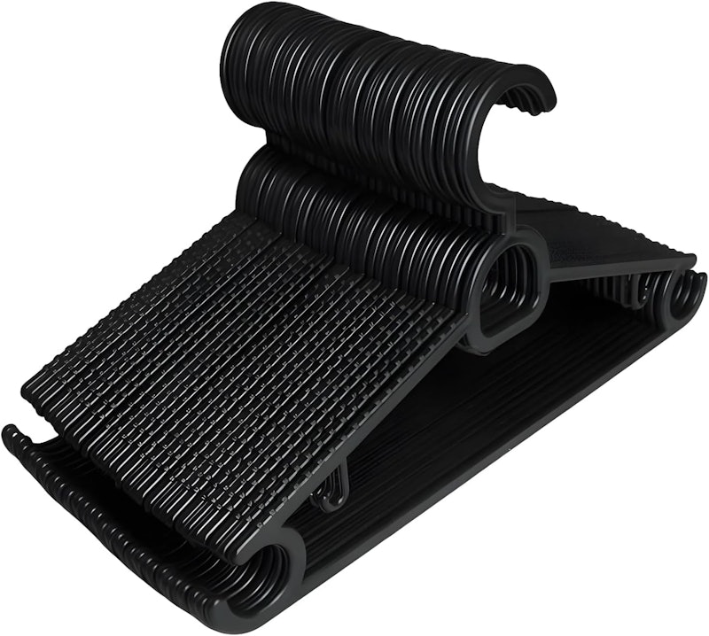 Kit 20 Cabides Adulto Preto Antideslizante 1