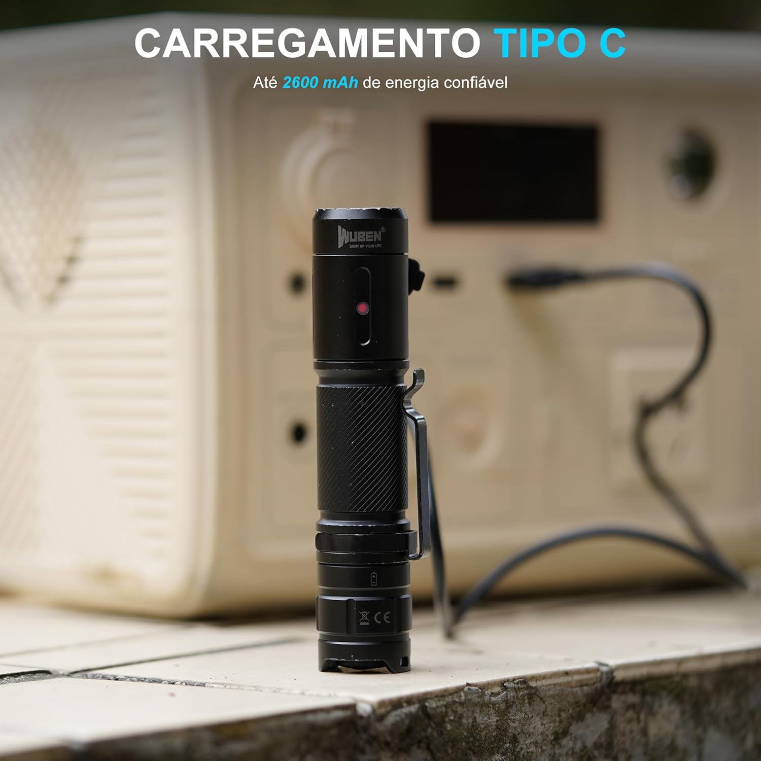 Lanterna Compacta 1200 Lúmens 2