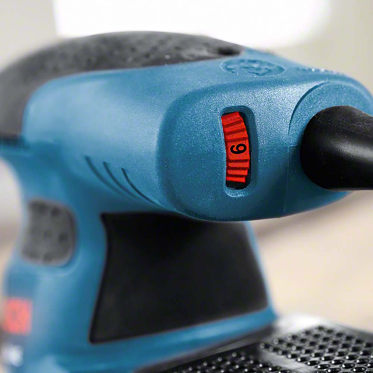Lixadeira Orbital Bosch GEX 125-1 AE 250 W 4
