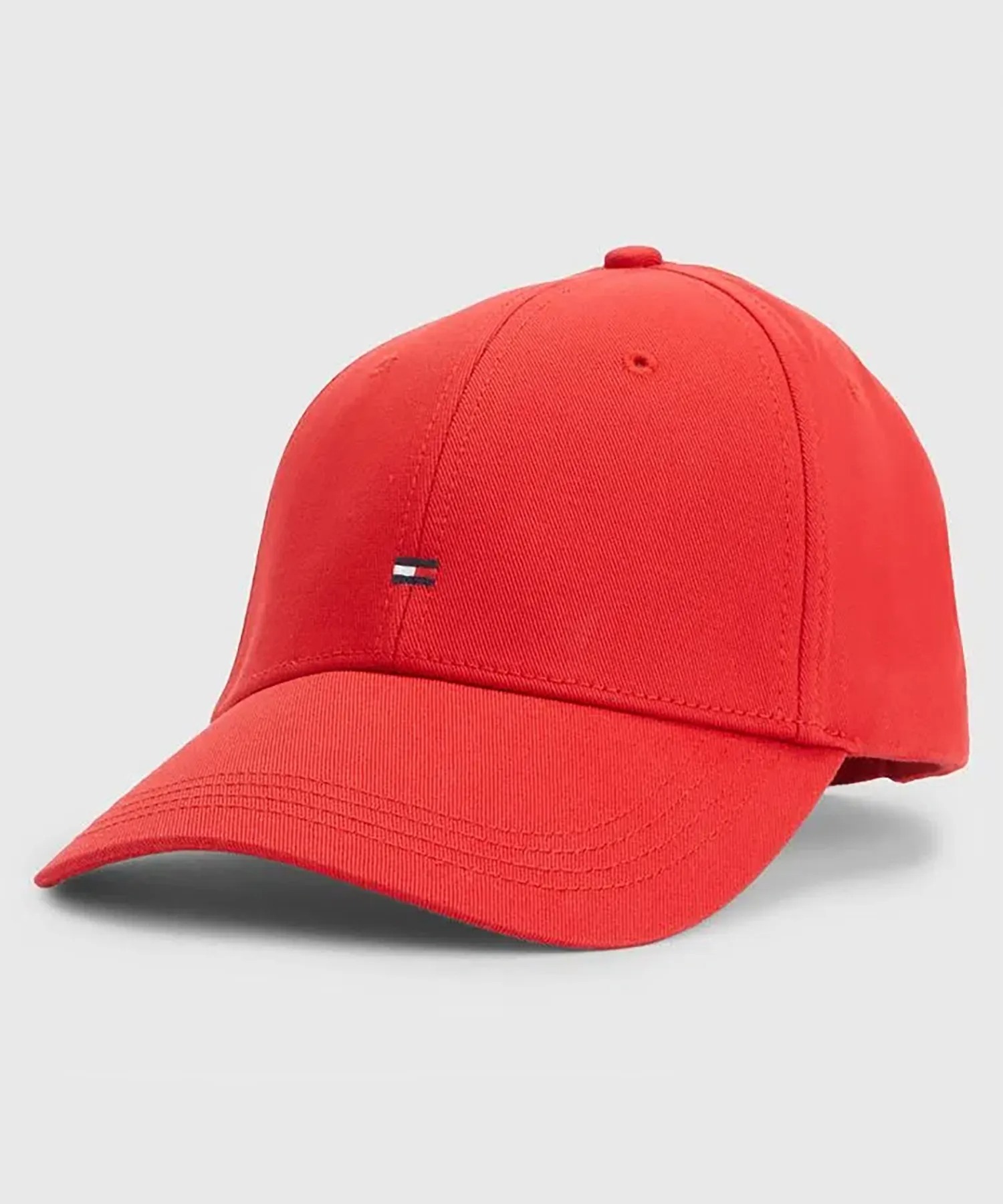 Tommy Hilfiger 4