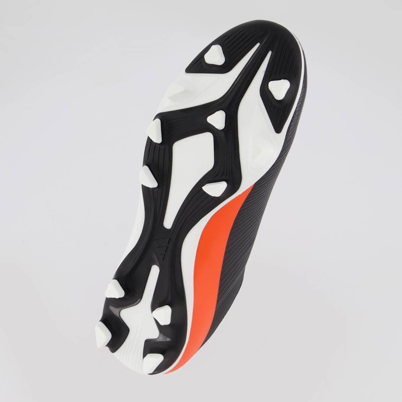 Chuteira Predator Essentials 24.5 FG 5