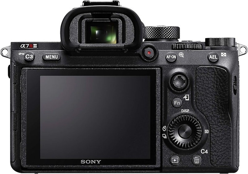 Sony Alpha A7R III 2