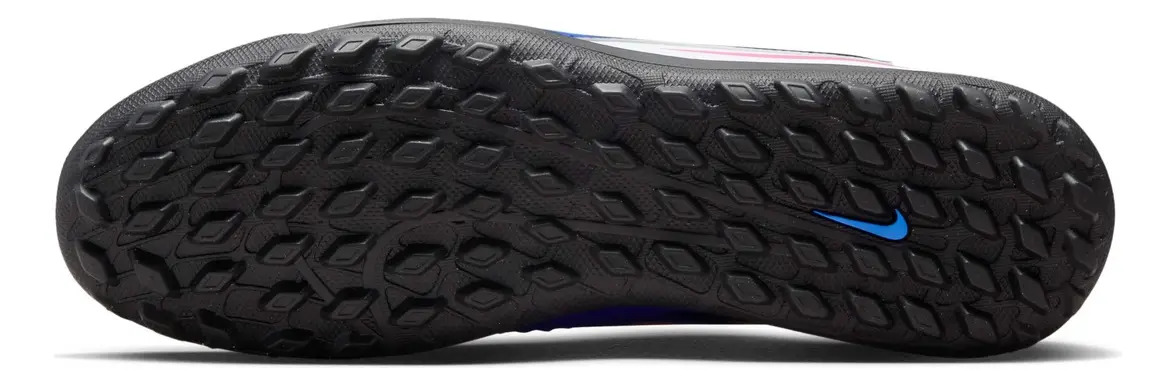 Chuteira Society Nike Phantom 6 Club Low 2