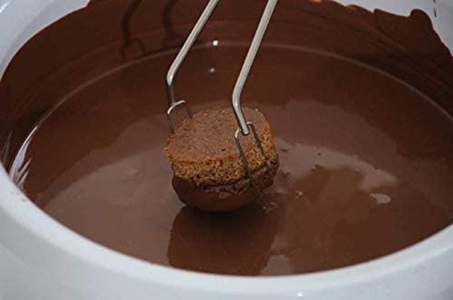 Derretedeira de Chocolate Elétrica para até 7 kg  3