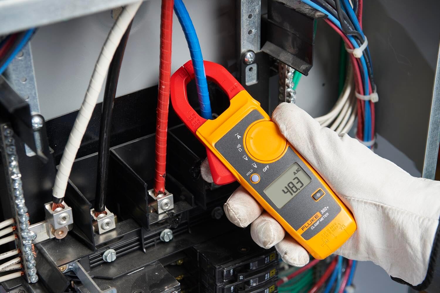 Alicate Amperímetro Fluke 302+ 2