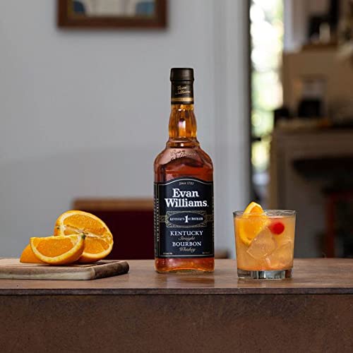 Evan Williams Straight Bourbon 2