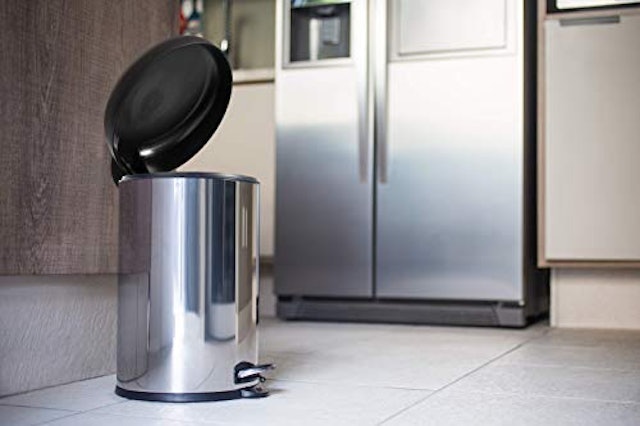 Lixeira Inox com Pedal 12 L 4