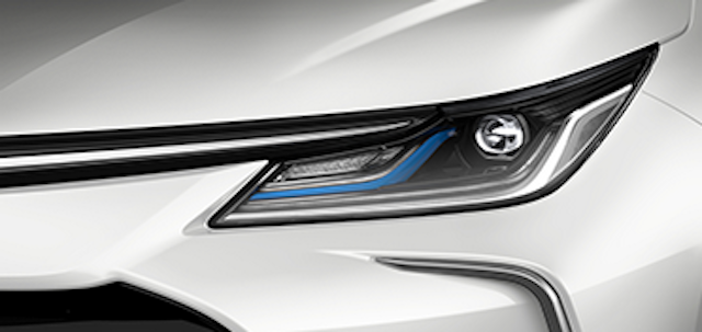 Corolla Altis Hybrid 4