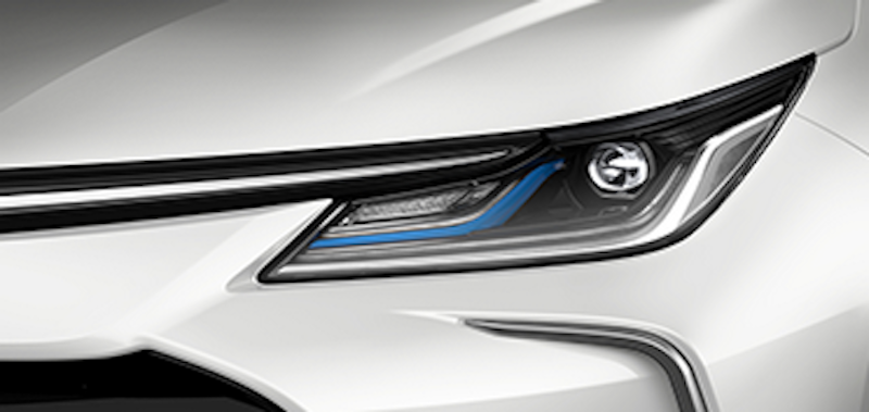 Corolla Altis Hybrid 4