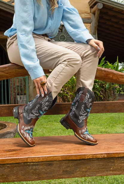 Bota Texana Feminina Couro Country Bico Quadrado Café Azul  2