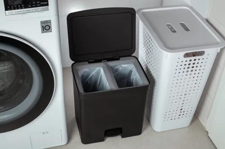 Lixeira de Pedal com Duplo Compartimento Ou 20 L Linha Trium 5