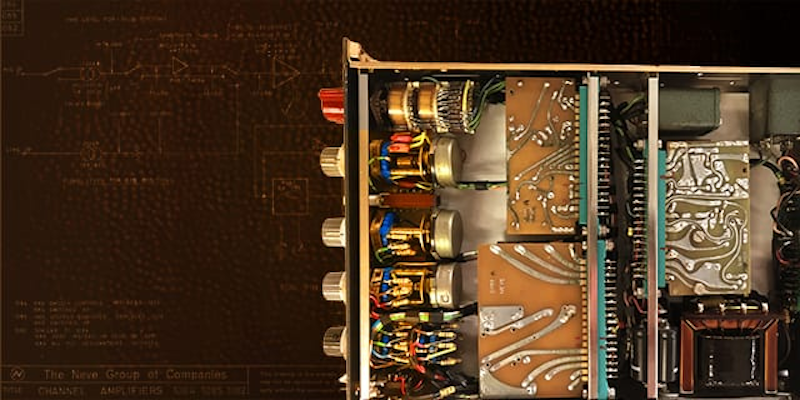 UA Neve 1084 5