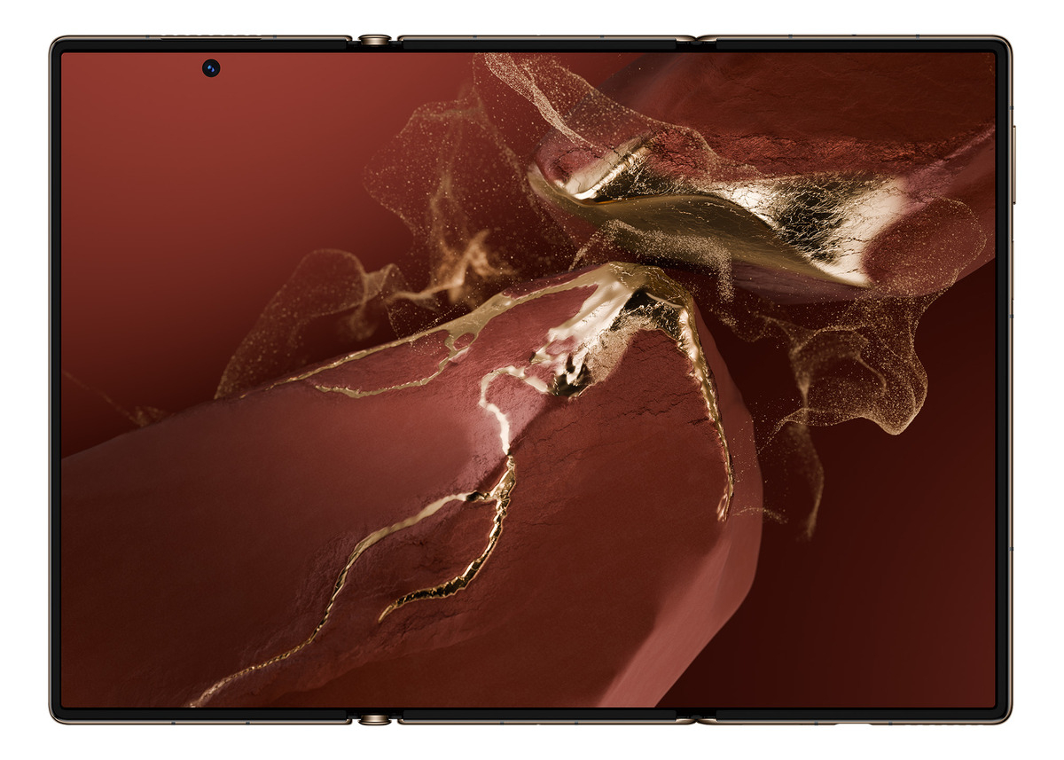 Smartphone Huawei Mate XT Ultimate Design 5