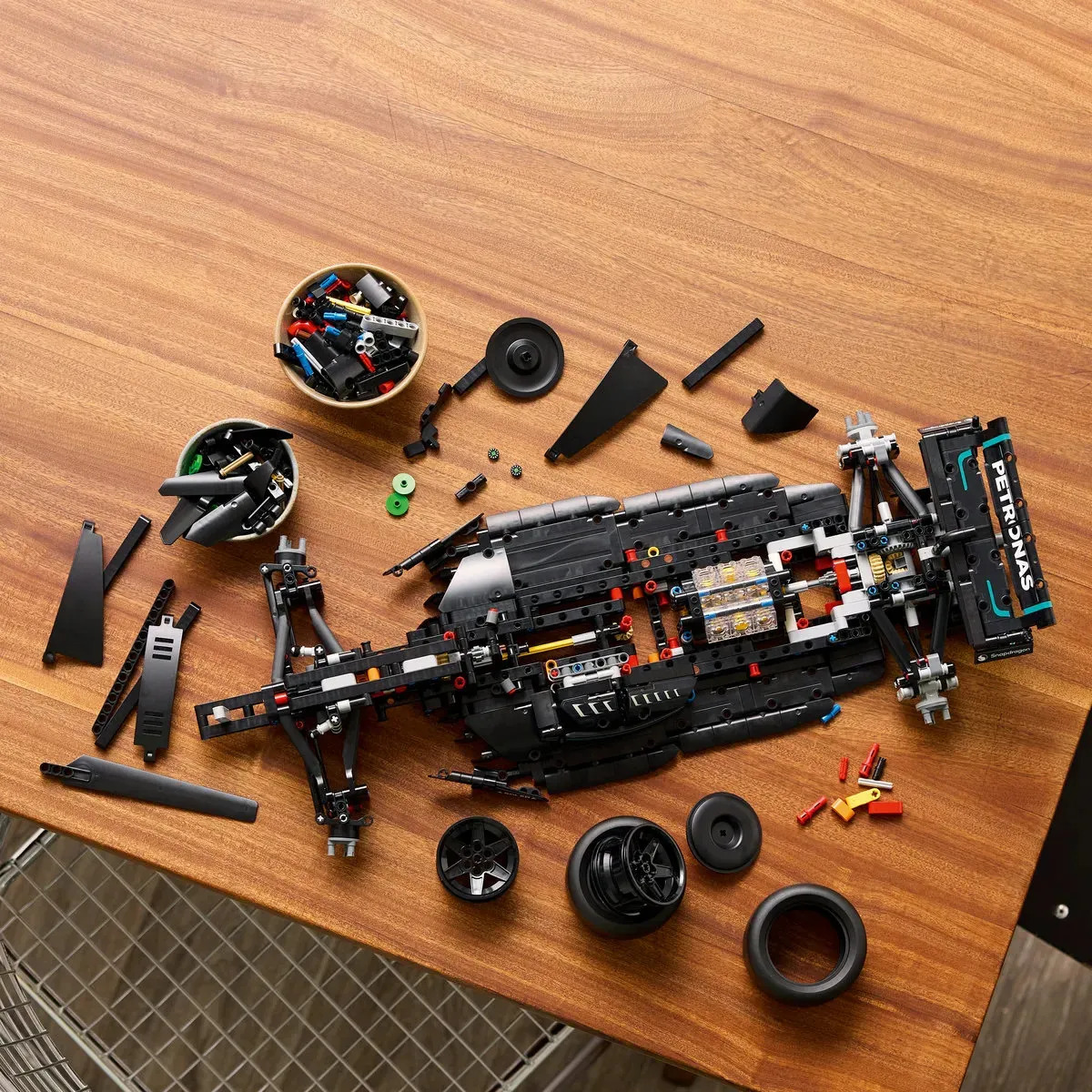 Lego Technic Mercedes-AMG F1 W14 E Desempenho 5