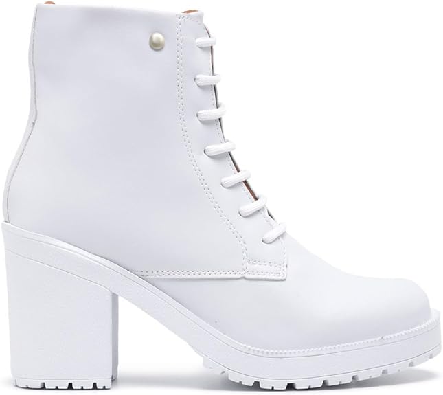 Bota Cano Curto Feminina Solado Tratorado 5