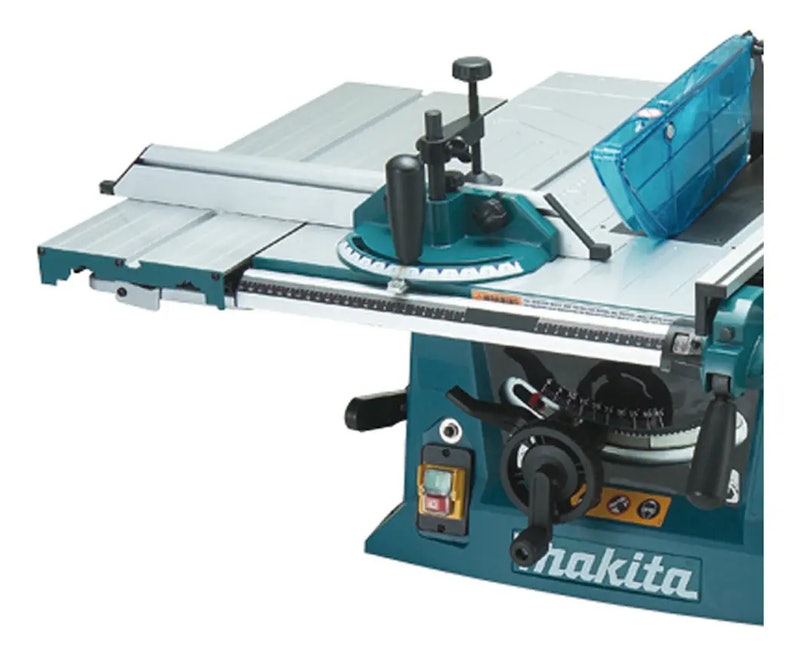 Serra Circular Makita 2