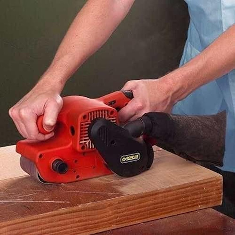 Lixadeira de Cinta 76 x 533 mm 900 W Schulz 2