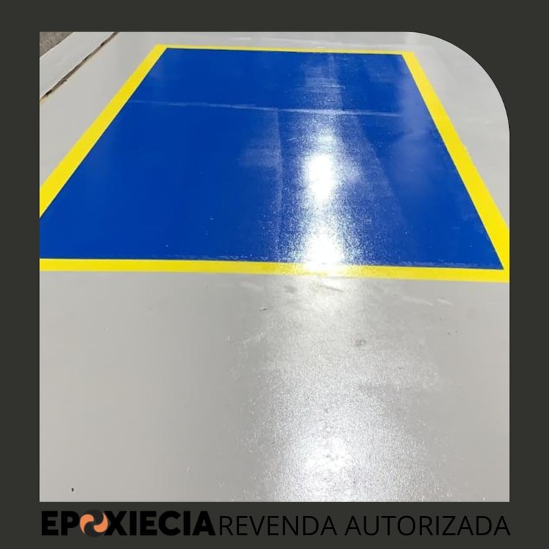 Kit Tinta Epóxi Brilhante Eucatex Pro-Tech (2,7 L + 0,9 L) 2