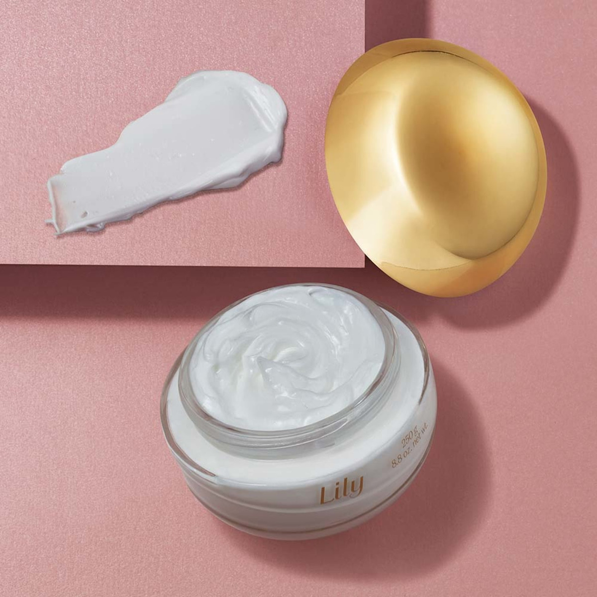 Creme Acetinado Hidratante Desodorante Corporal Lily 2