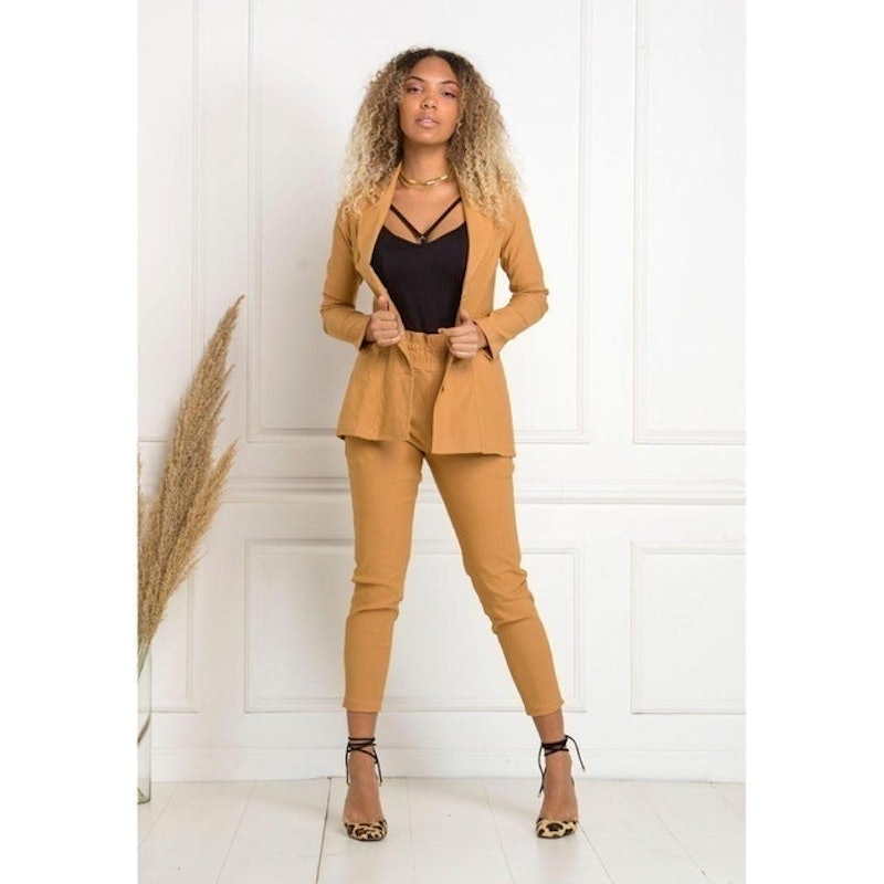 Top Melhores Ternos Femininos (Preto, Branco e mais) mybest