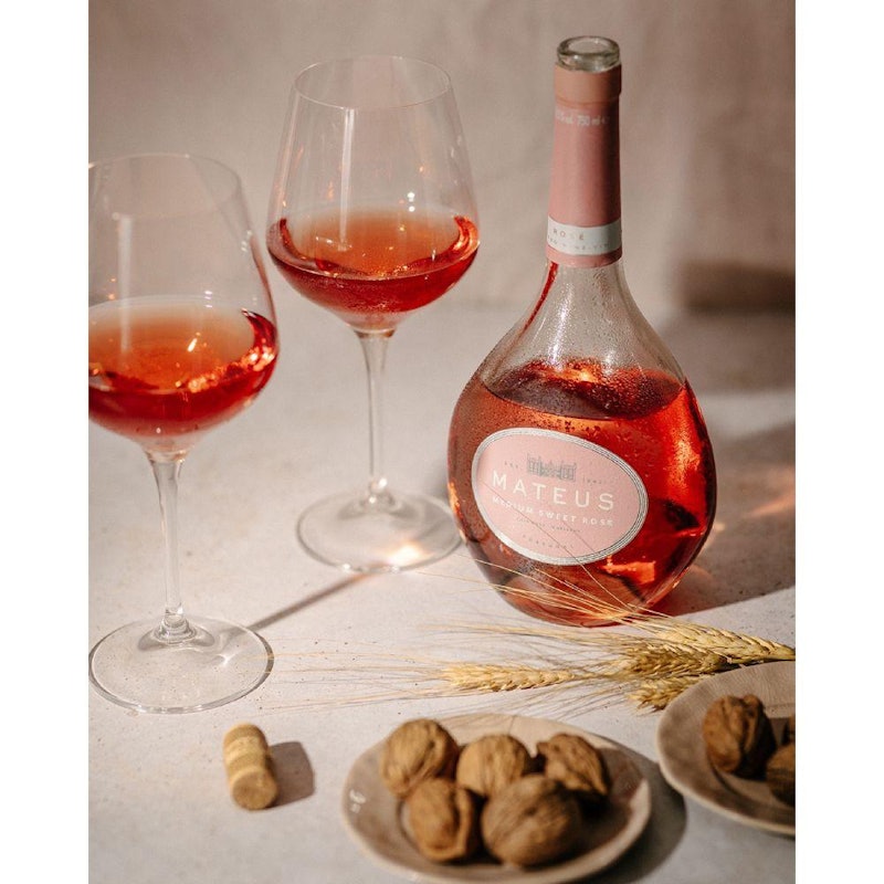 Vinho Mateus Rosé Original 4
