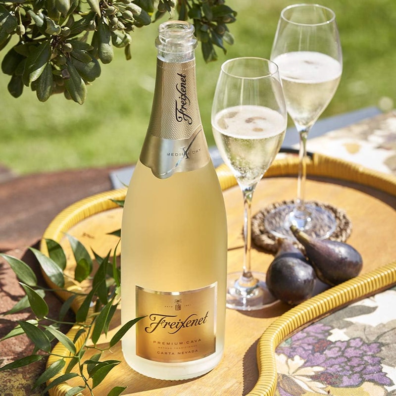Cava Freixenet Carta Nevada Demi-Sec 4