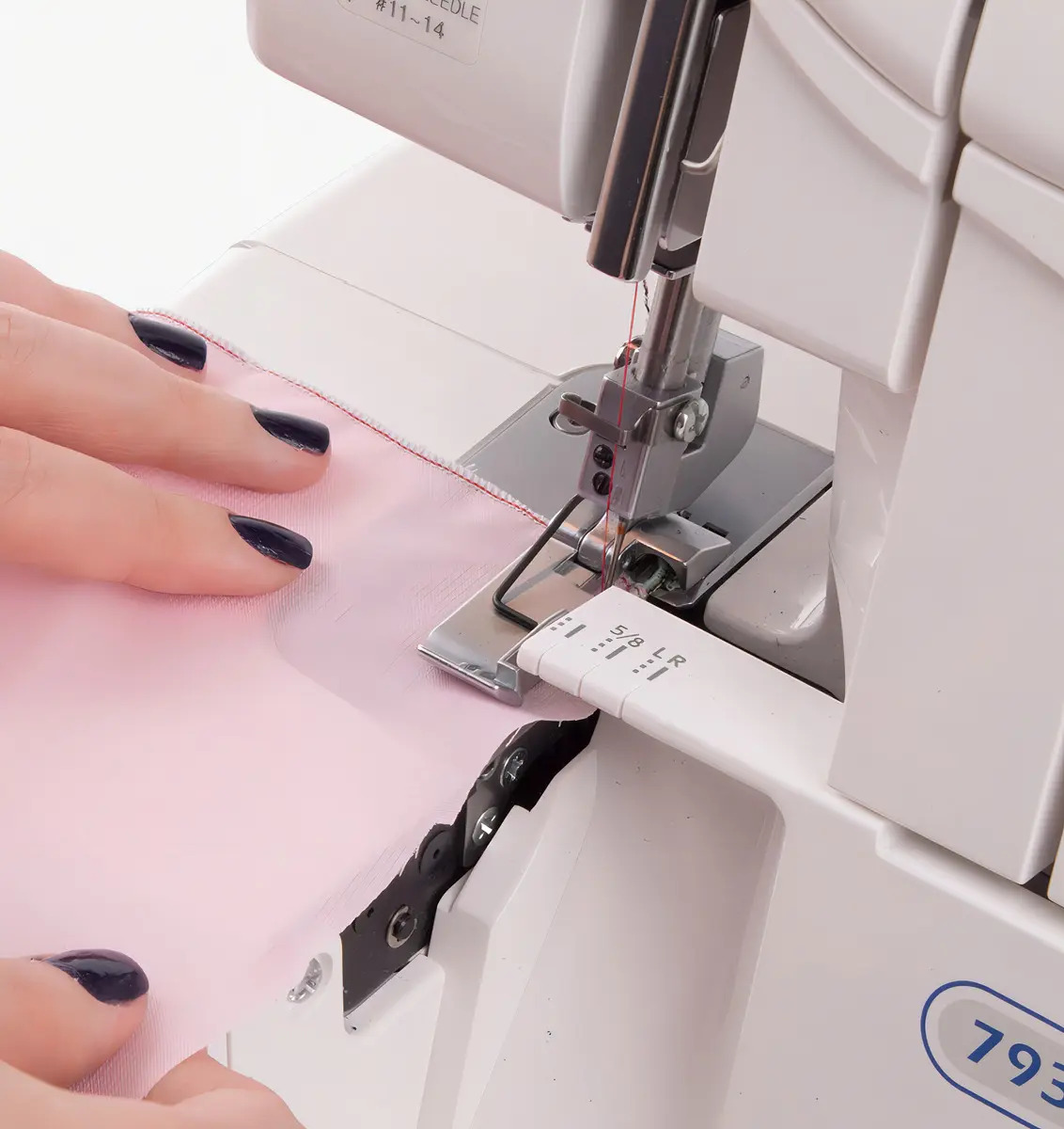 Máquina Overlock e Ultralock 4