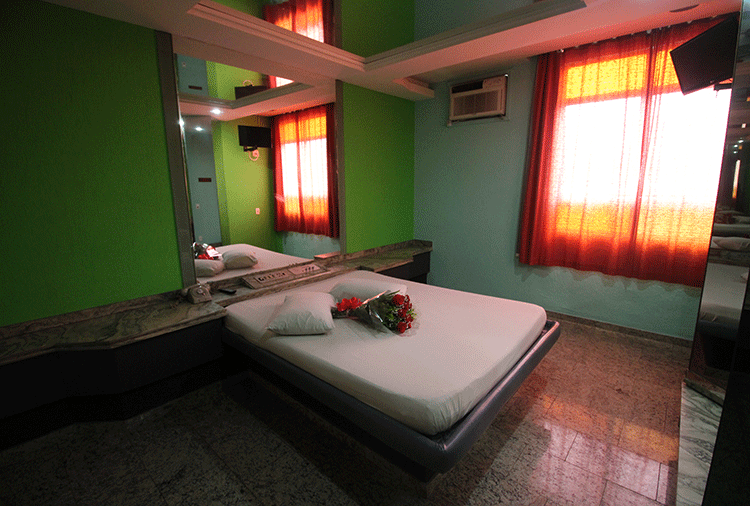 Jumbo Hotel 1