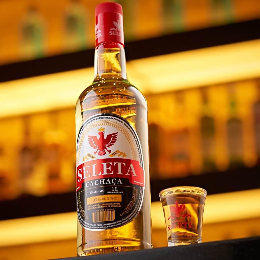Cachaça Seleta Ouro 4