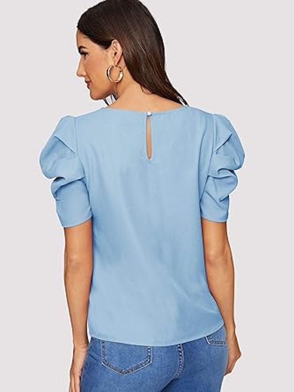 Blusa Feminina com Gola Redonda e Manga Bufante 1