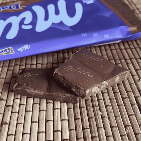 Chocolate Milka ao Leite Daim 100G 2