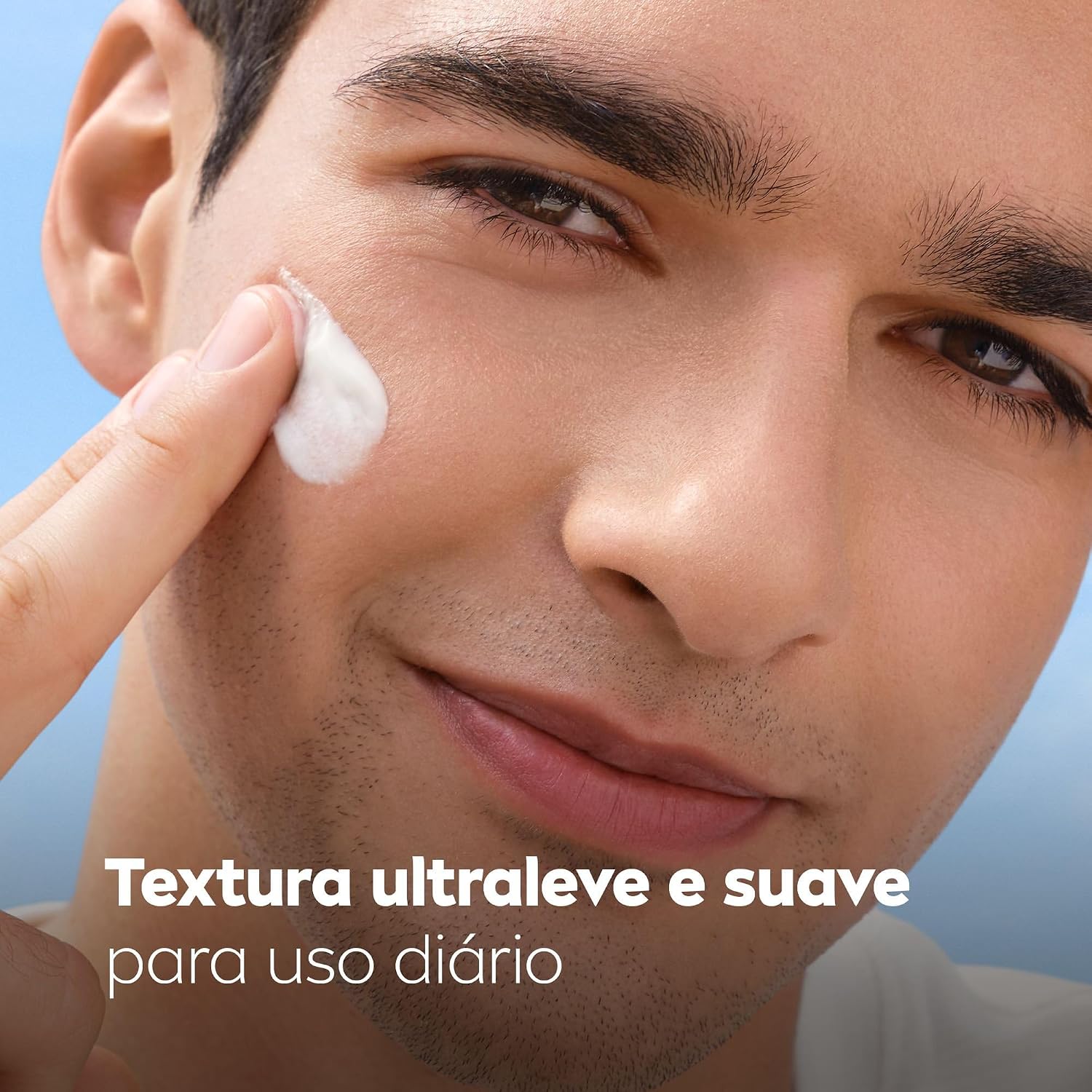 UV Face Specialist Invisible Fluido FPS 70 2