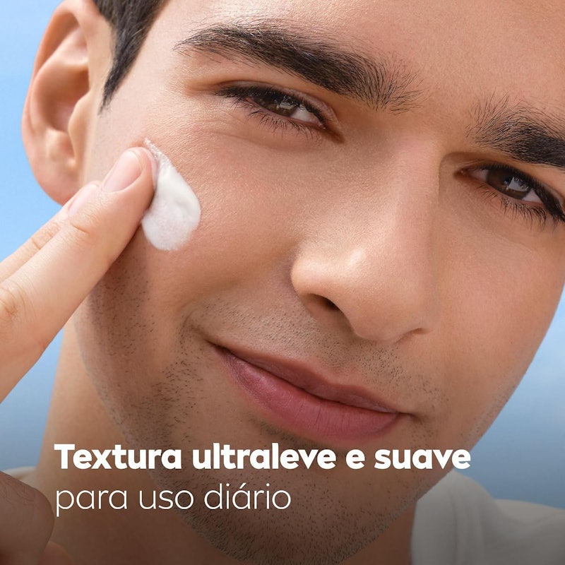 UV Face Specialist Invisible Fluido FPS 70 2