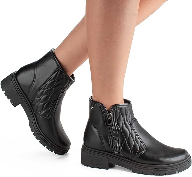 Bota Feminina Dakota Cano Curto com Detalhe Matelassê 5