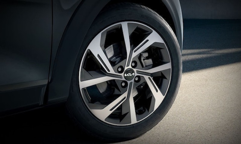 Kia Stonic Híbrido MHEV 5