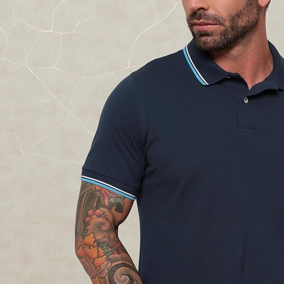 Camisa Polo Masculina com Manga Curta Lisa e Gola com Botão 3
