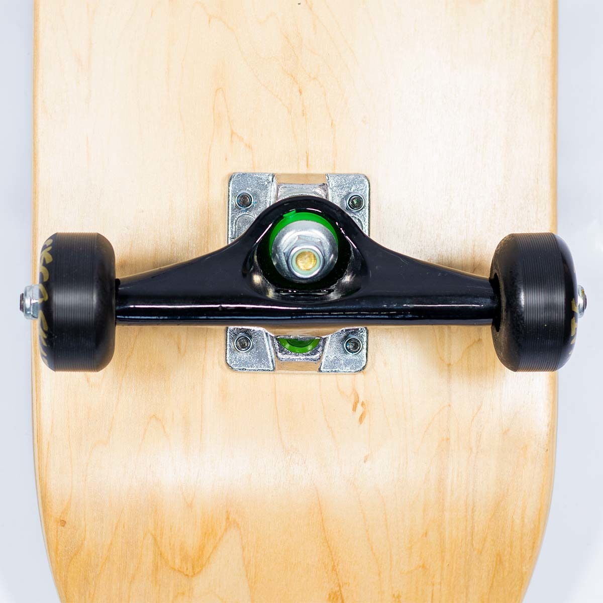 Skate Maple Profissional Montado Cisco Logo Gold 3