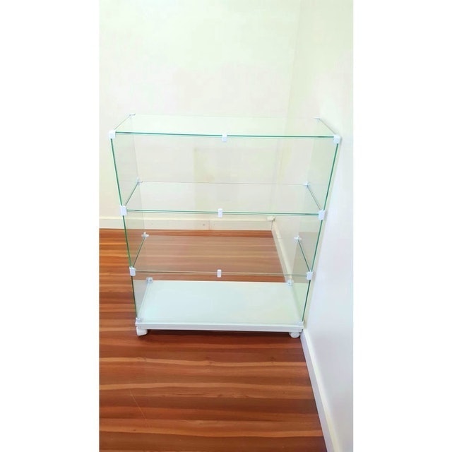 Balcão Modulado de Vidro Vitrine Expositor Rodízios 2