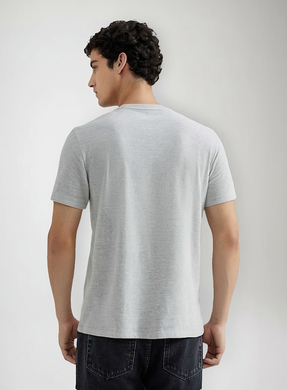 Camiseta Básica Masculina Manga Curta Gola V World 5